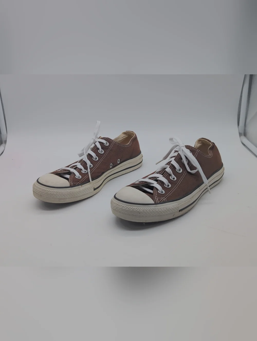 Classic Converse Low-Top Canvas Sneakers - Brown Unisex 7/9 - Picture 1 of 8